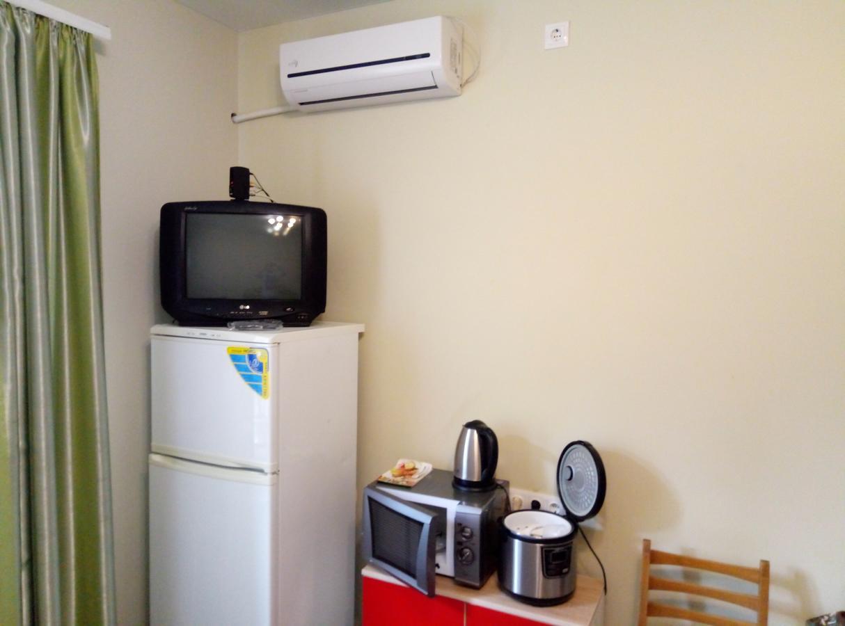 Звёздный Hotel Odessa Eksteriør billede