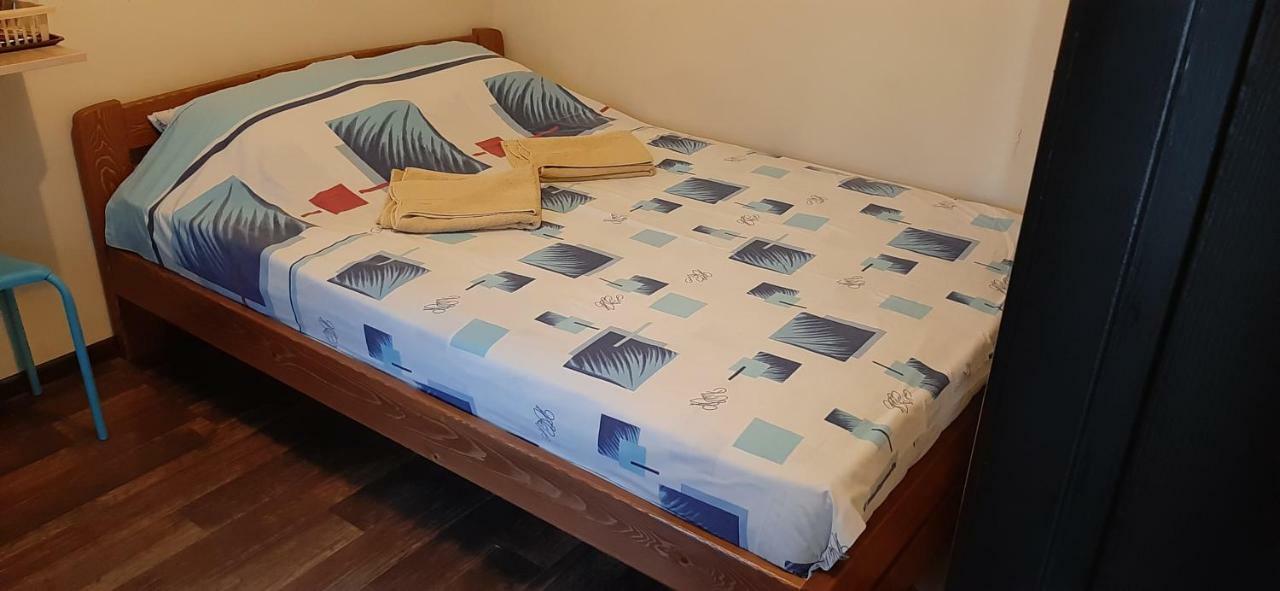 Звёздный Hotel Odessa Eksteriør billede