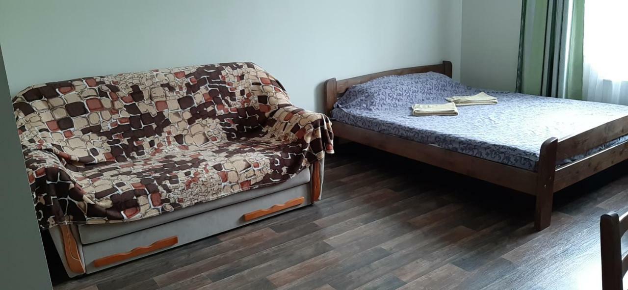 Звёздный Hotel Odessa Eksteriør billede